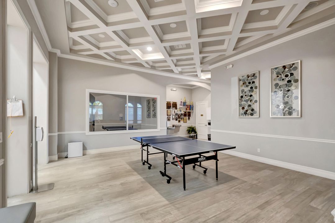 For Sale: $524,500 (3 beds, 2 baths, 2078 Square Feet)