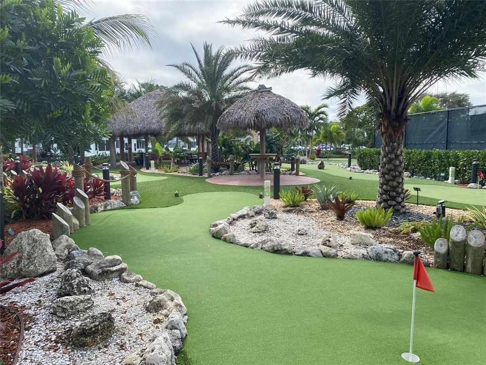 待售: $99,900 (1 贝兹, 1 浴室, 738 平方英尺)