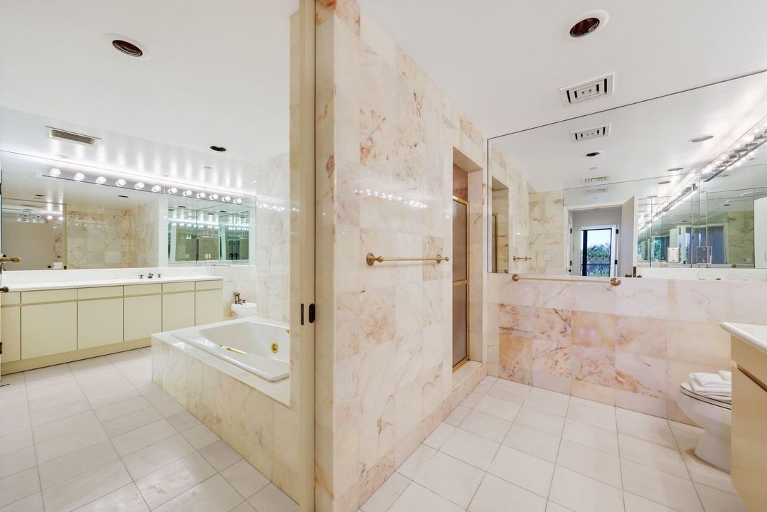 На продажу: $7,500,000 (3 спален, 3 ванн, 3020 Квадратных фут)