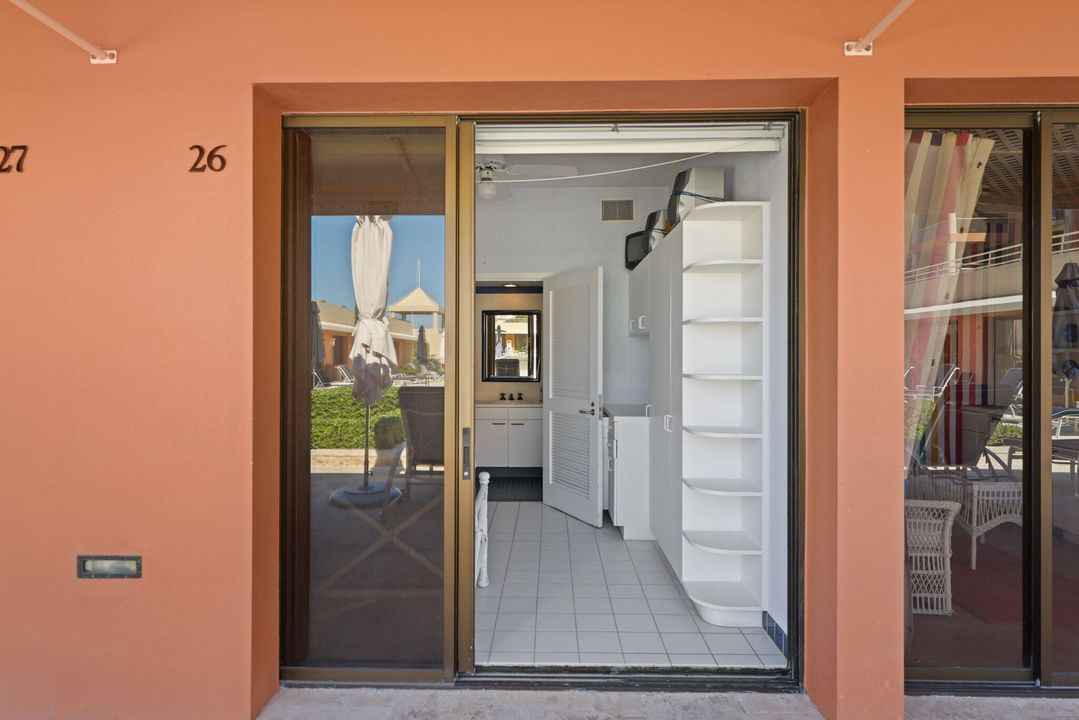 На продажу: $7,500,000 (3 спален, 3 ванн, 3020 Квадратных фут)