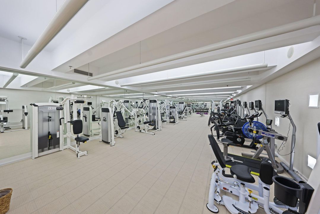 На продажу: $7,500,000 (3 спален, 3 ванн, 3020 Квадратных фут)