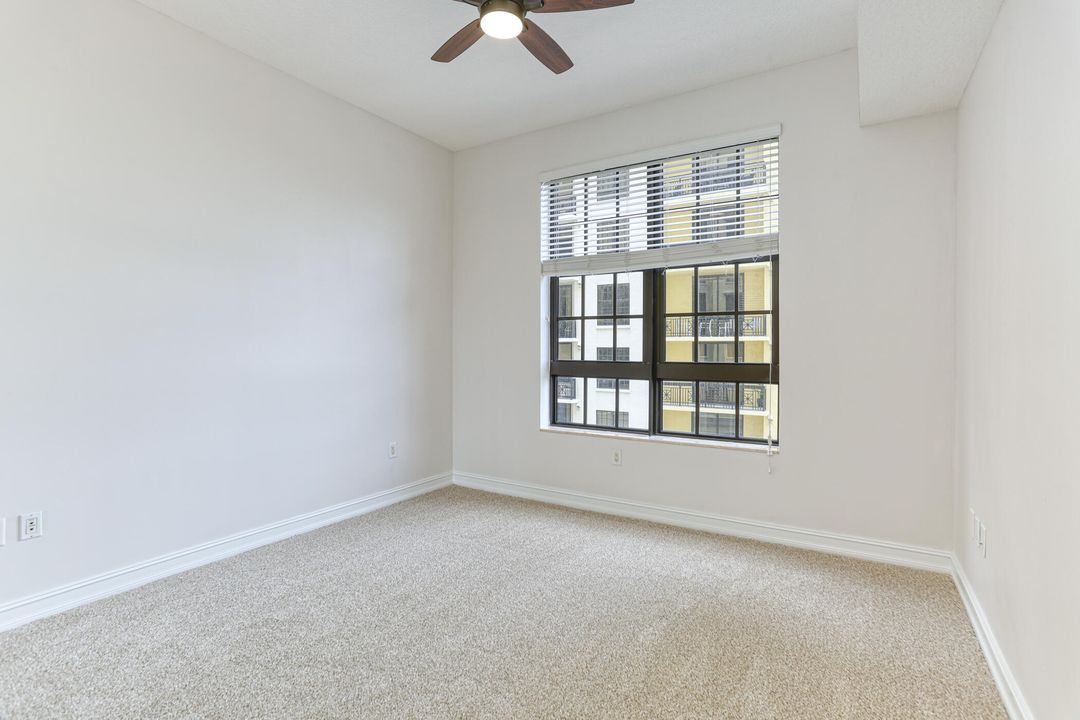 出租: $6,500 (2 贝兹, 2 浴室, 1324 平方英尺)