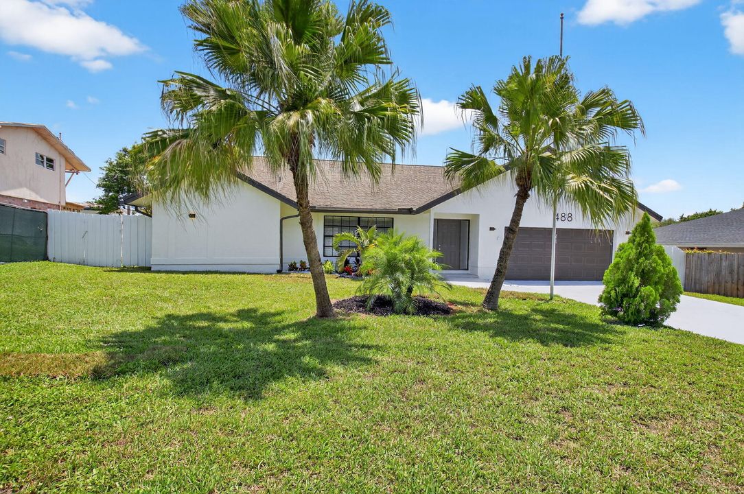 В аренду: $5,000 (4 спален, 2 ванн, 1973 Квадратных фут)