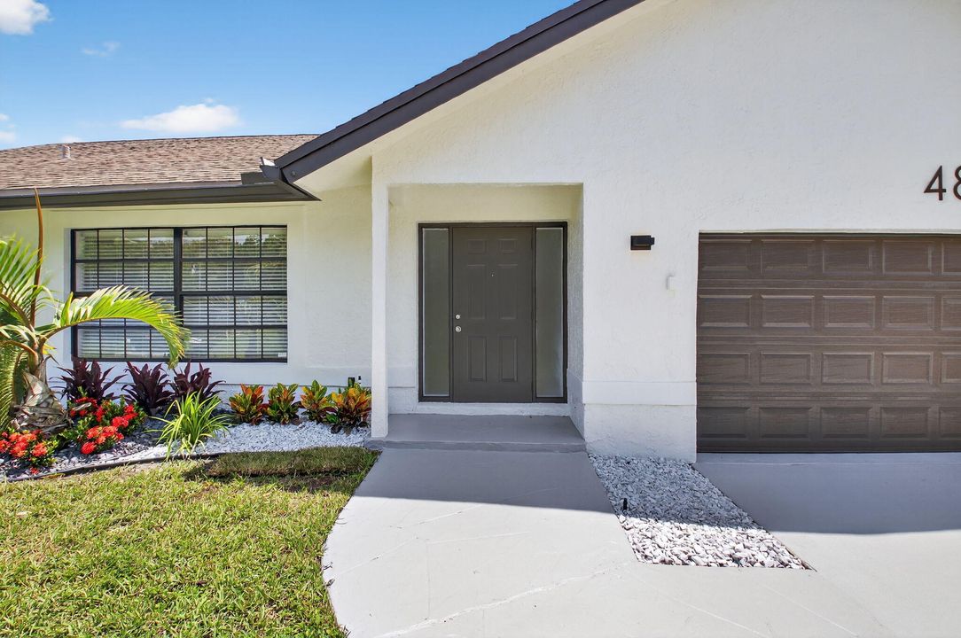 В аренду: $5,000 (4 спален, 2 ванн, 1973 Квадратных фут)