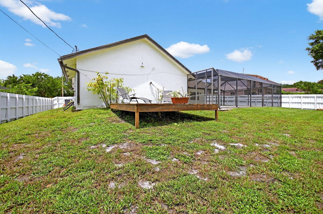 В аренду: $5,000 (4 спален, 2 ванн, 1973 Квадратных фут)