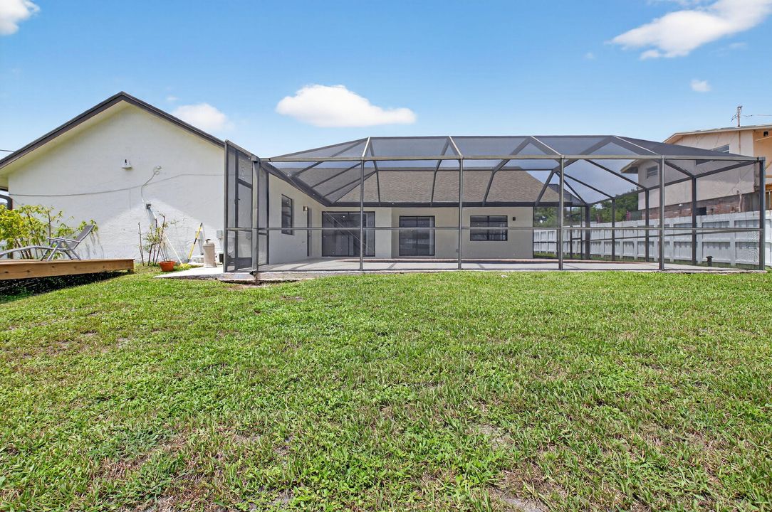 В аренду: $5,000 (4 спален, 2 ванн, 1973 Квадратных фут)