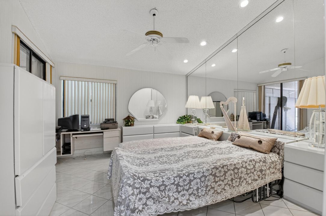 For Sale: $299,000 (2 beds, 2 baths, 1657 Square Feet)