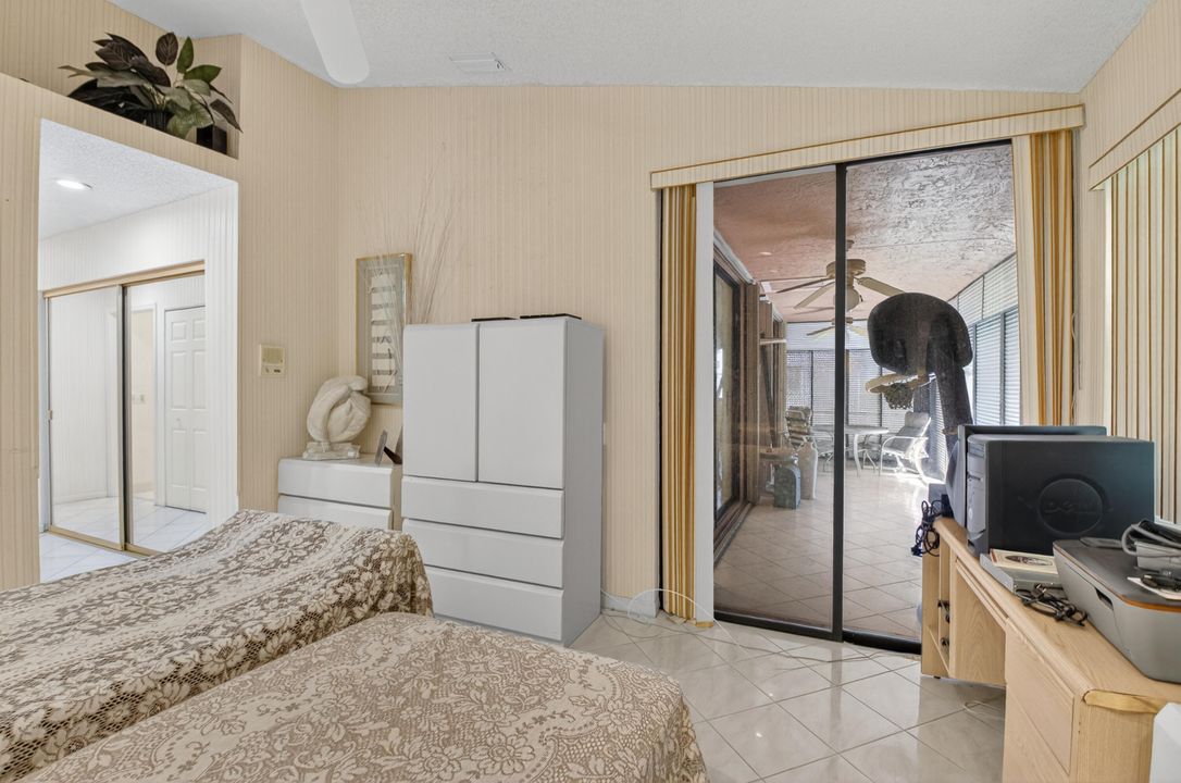 For Sale: $299,000 (2 beds, 2 baths, 1657 Square Feet)