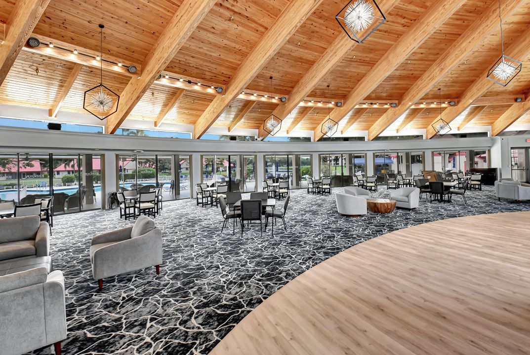 For Sale: $299,000 (2 beds, 2 baths, 1657 Square Feet)