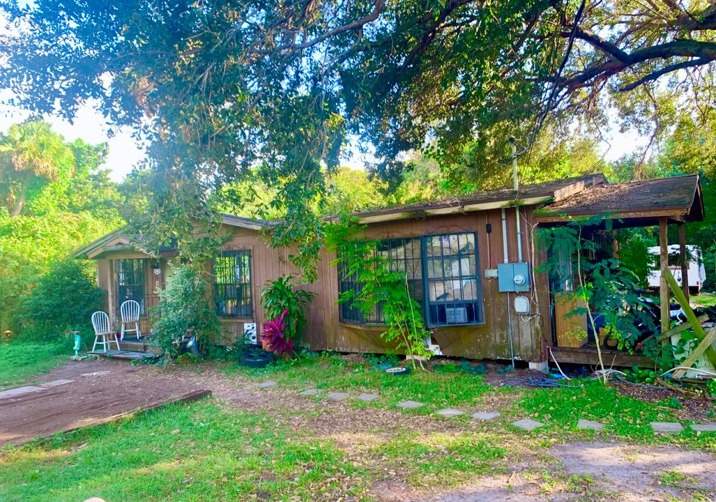 For Sale: $82,500 (3 beds, 2 baths, 1580 Square Feet)