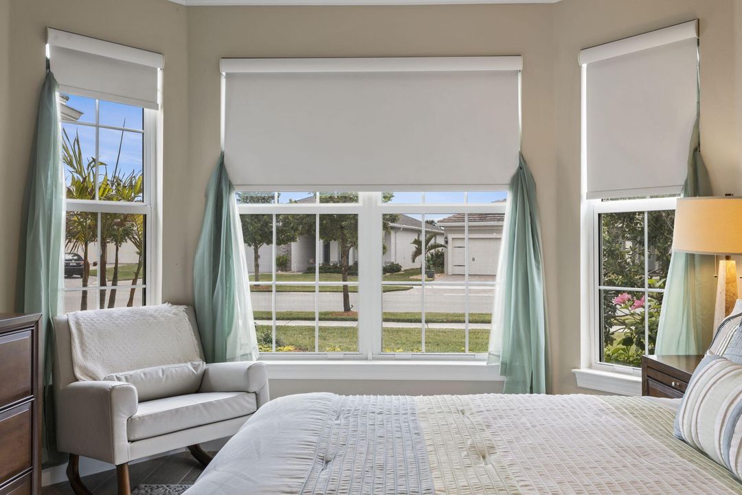 На продажу: $469,900 (2 спален, 2 ванн, 2065 Квадратных фут)