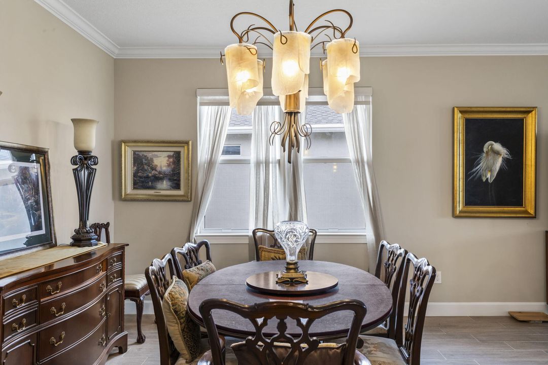 На продажу: $469,900 (2 спален, 2 ванн, 2065 Квадратных фут)