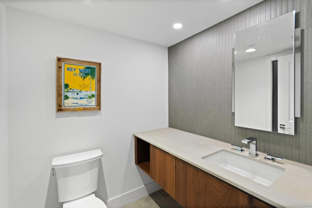 For Rent: $11,000 (3 beds, 2 baths, 2478 Square Feet)