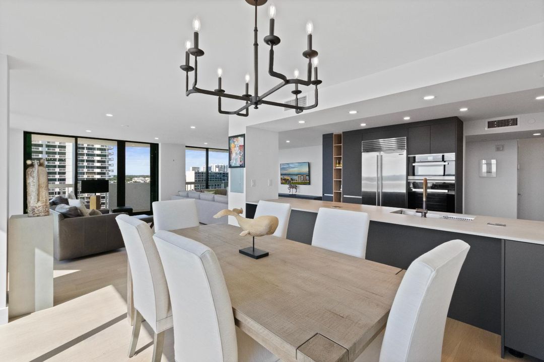 For Rent: $11,000 (3 beds, 2 baths, 2478 Square Feet)