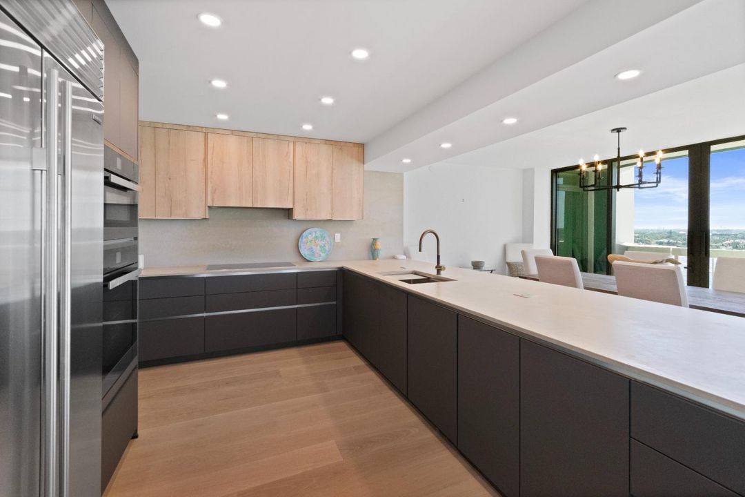 For Rent: $11,000 (3 beds, 2 baths, 2478 Square Feet)