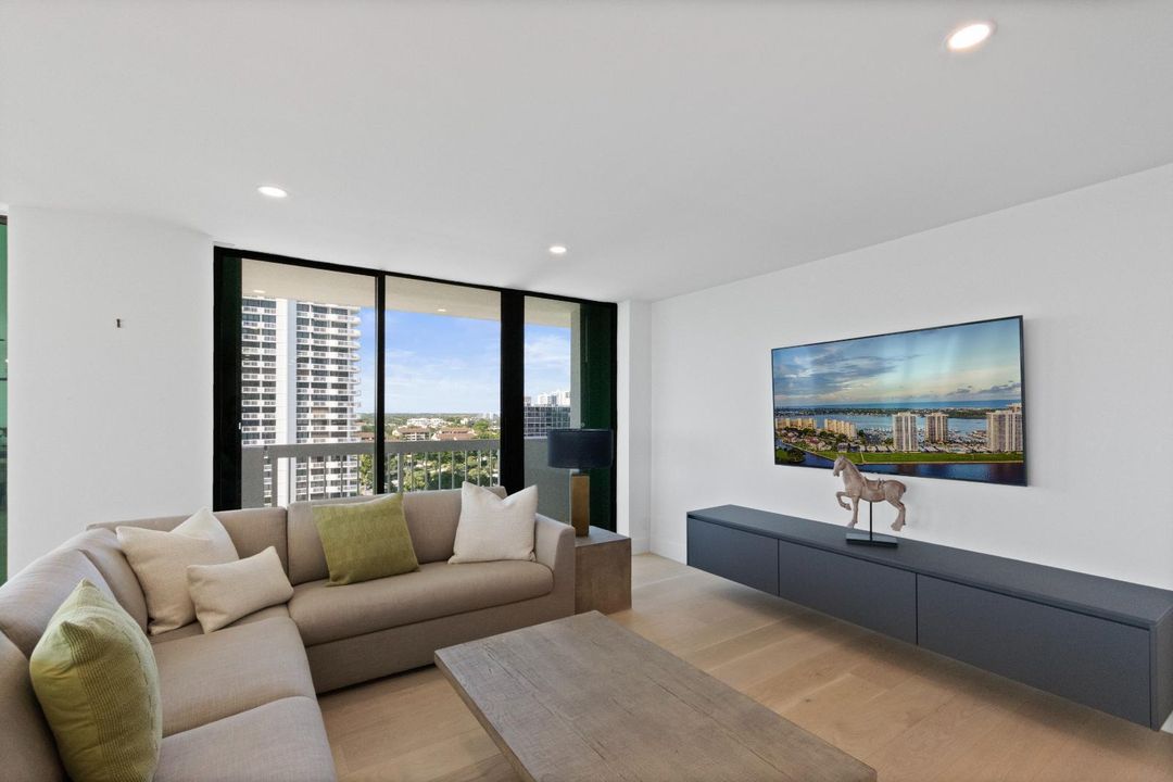 For Rent: $11,000 (3 beds, 2 baths, 2478 Square Feet)