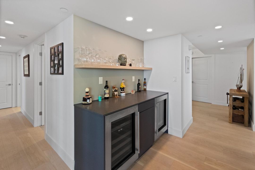 For Rent: $11,000 (3 beds, 2 baths, 2478 Square Feet)