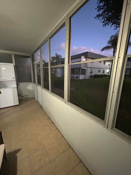 For Rent: $1,500 (1 beds, 1 baths, 720 Square Feet)