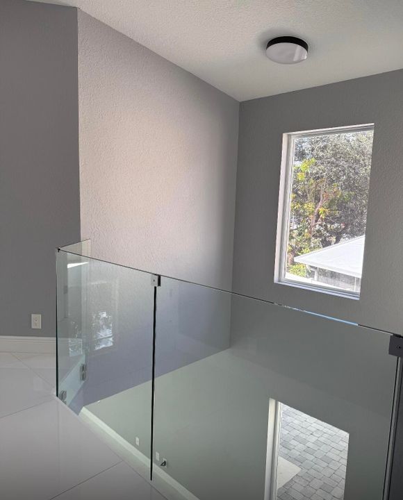 En Venta: $559,500 (3 camas, 2 baños, 1906 Pies cuadrados)