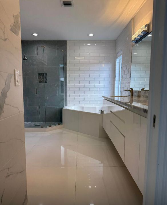 En Venta: $559,500 (3 camas, 2 baños, 1906 Pies cuadrados)