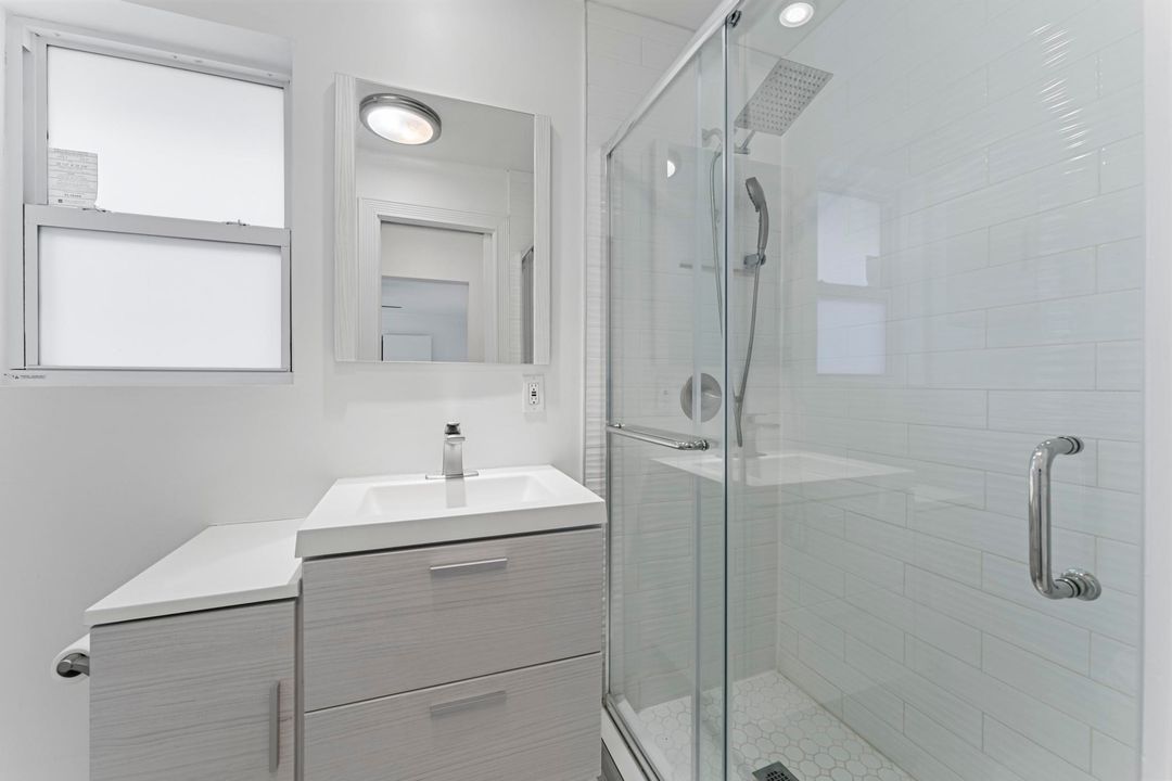 For Sale: $825,000 (3 beds, 3 baths, 1608 Square Feet)