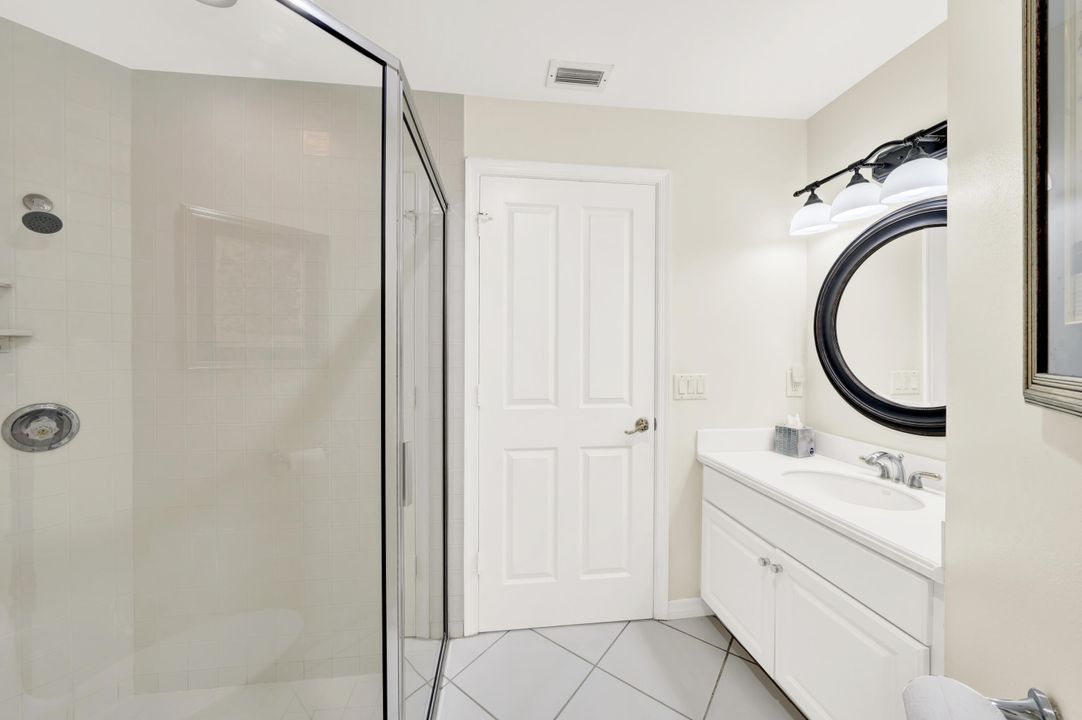 For Rent: $5,750 (4 beds, 3 baths, 2535 Square Feet)