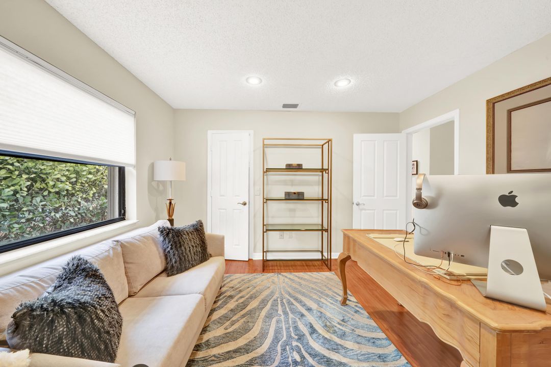 For Rent: $5,750 (4 beds, 3 baths, 2535 Square Feet)