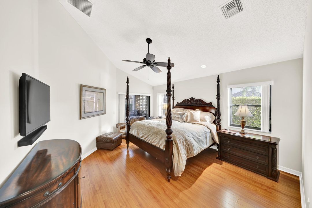 For Rent: $5,750 (4 beds, 3 baths, 2535 Square Feet)