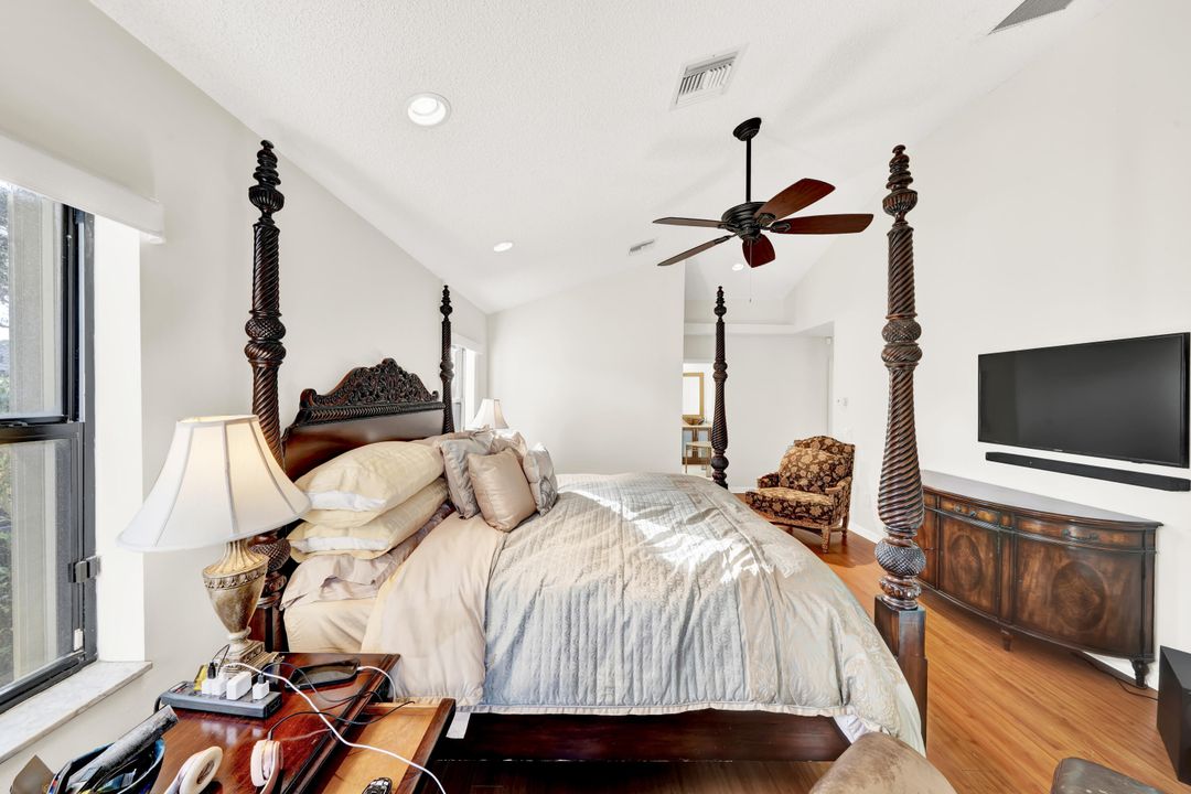 For Rent: $5,750 (4 beds, 3 baths, 2535 Square Feet)