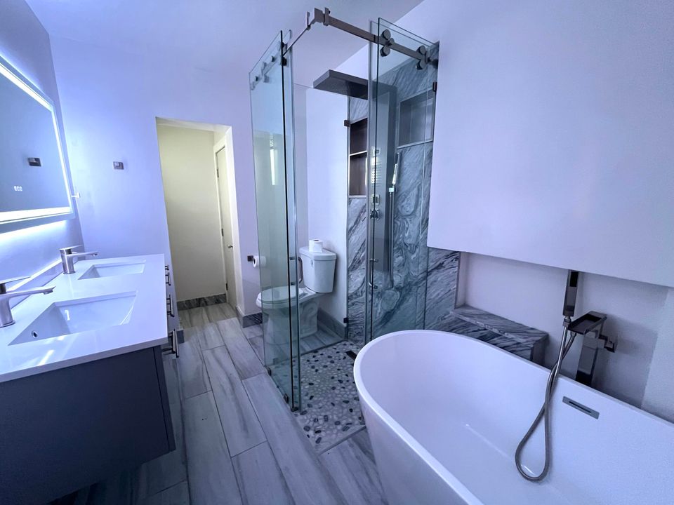 Active With Contract: $725,000 (3 beds, 2 baths, 1762 Square Feet)