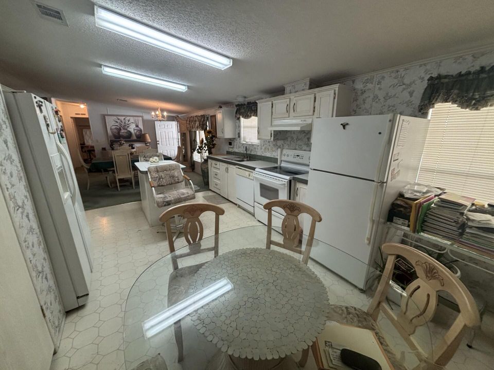 For Sale: $115,000 (4 beds, 2 baths, 2084 Square Feet)