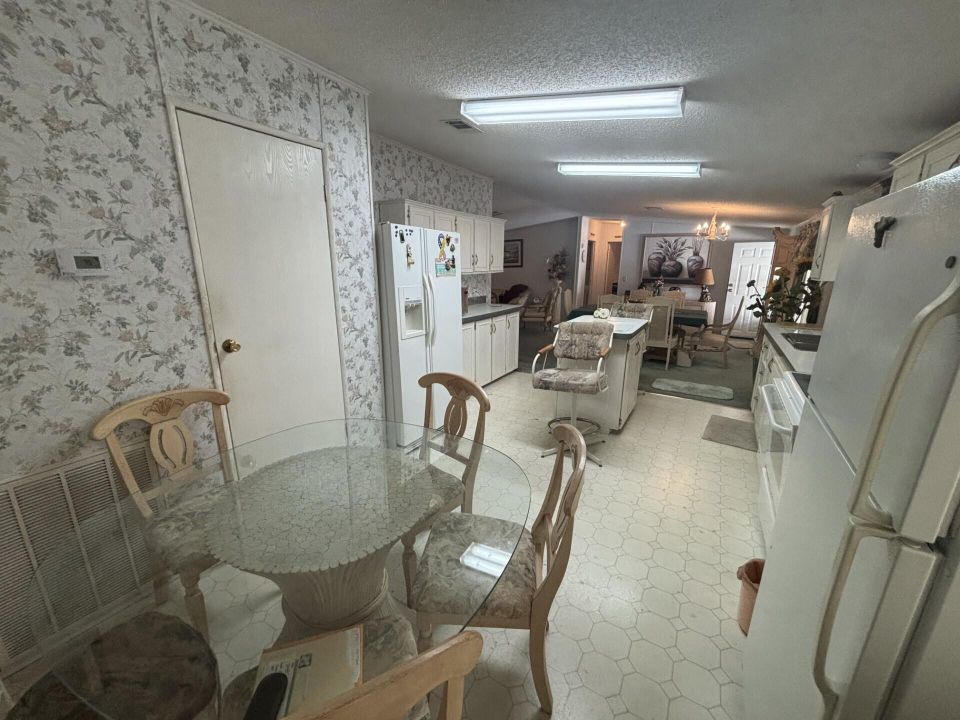 For Sale: $115,000 (4 beds, 2 baths, 2084 Square Feet)