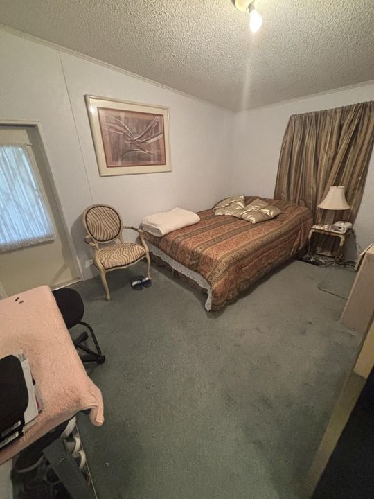 For Sale: $115,000 (4 beds, 2 baths, 2084 Square Feet)