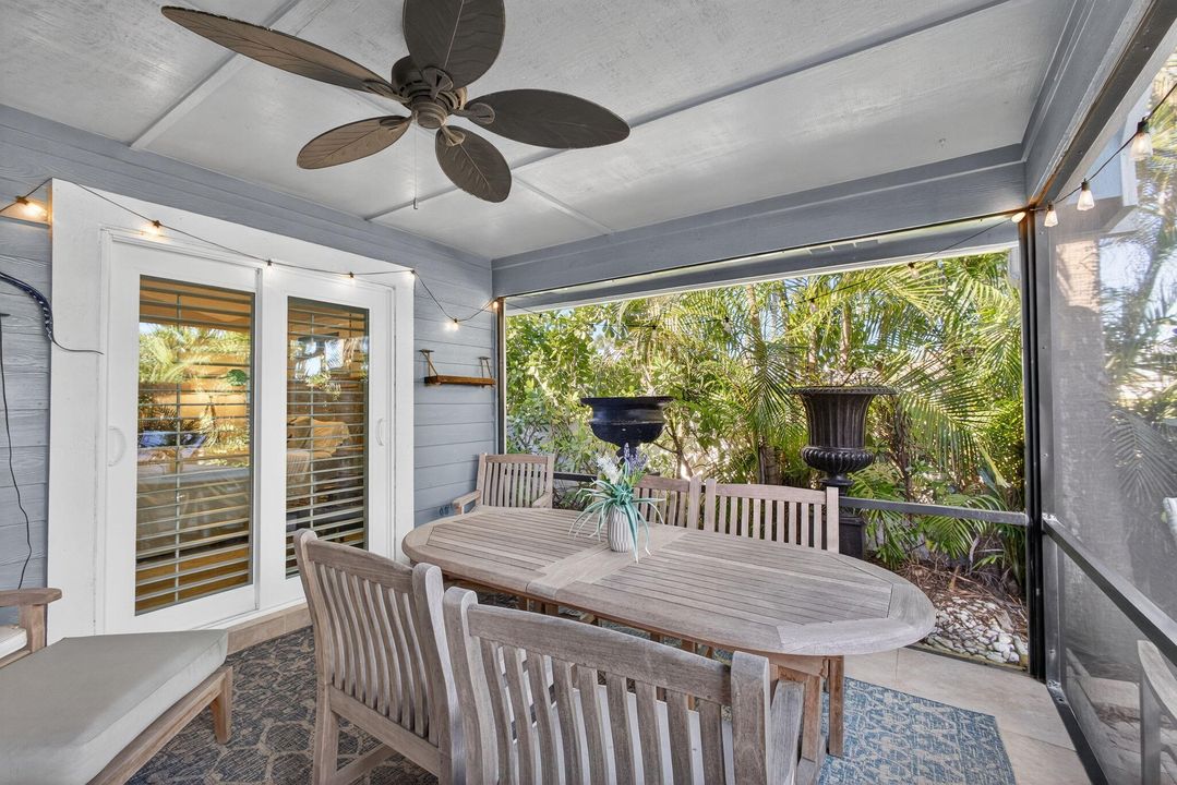 For Sale: $876,000 (3 beds, 2 baths, 1593 Square Feet)