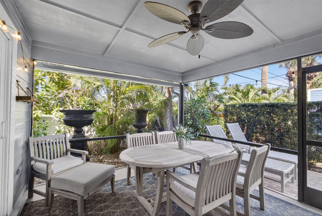 For Sale: $876,000 (3 beds, 2 baths, 1593 Square Feet)