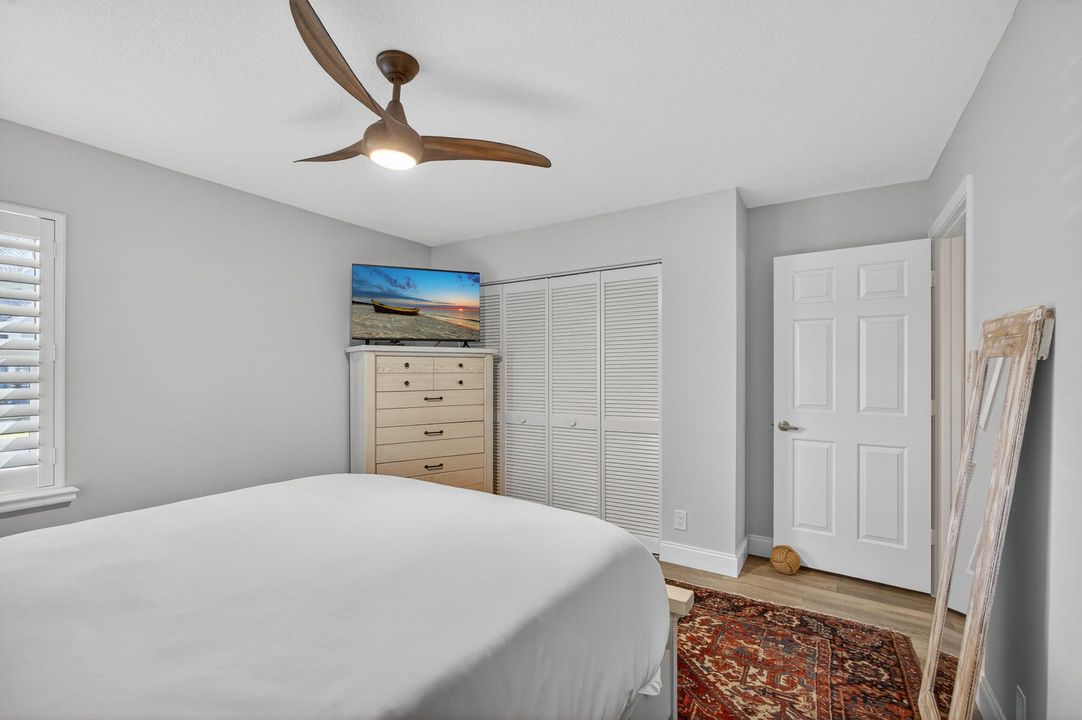 For Sale: $876,000 (3 beds, 2 baths, 1593 Square Feet)