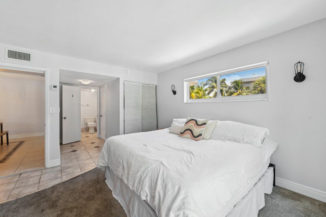 For Sale: $379,000 (2 beds, 2 baths, 1145 Square Feet)