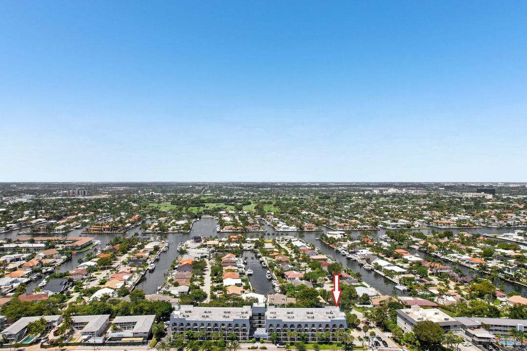 For Sale: $379,000 (2 beds, 2 baths, 1145 Square Feet)