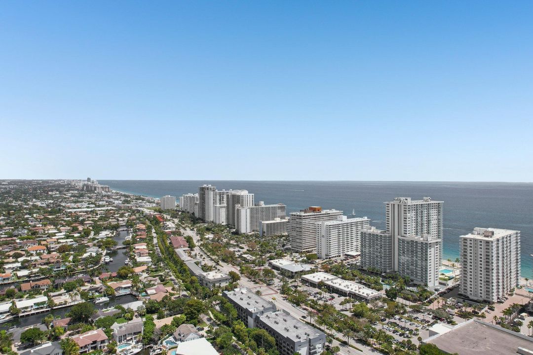 For Sale: $379,000 (2 beds, 2 baths, 1145 Square Feet)