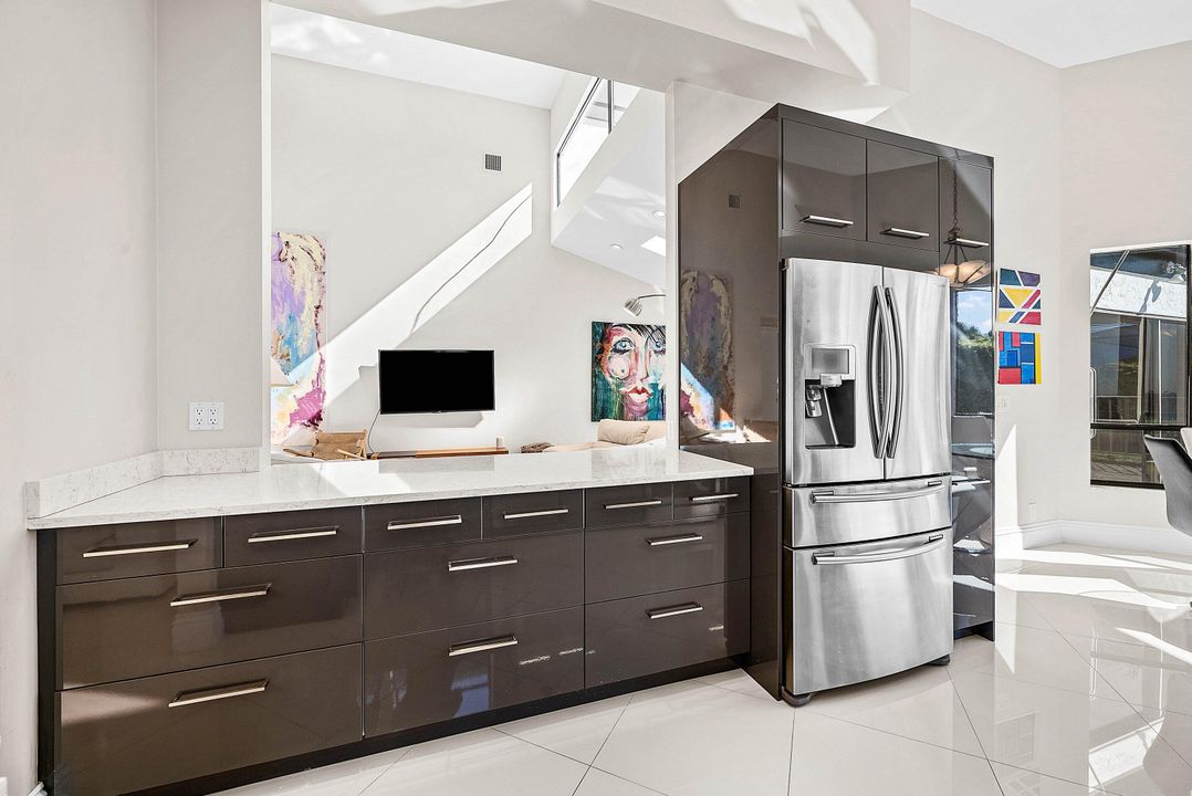 For Rent: $16,000 (4 beds, 4 baths, 2989 Square Feet)