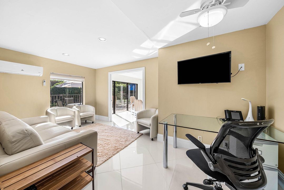 For Rent: $16,000 (4 beds, 4 baths, 2989 Square Feet)