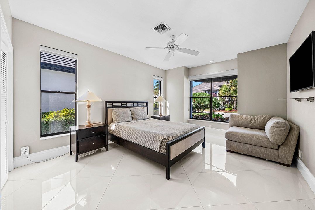 For Rent: $16,000 (4 beds, 4 baths, 2989 Square Feet)