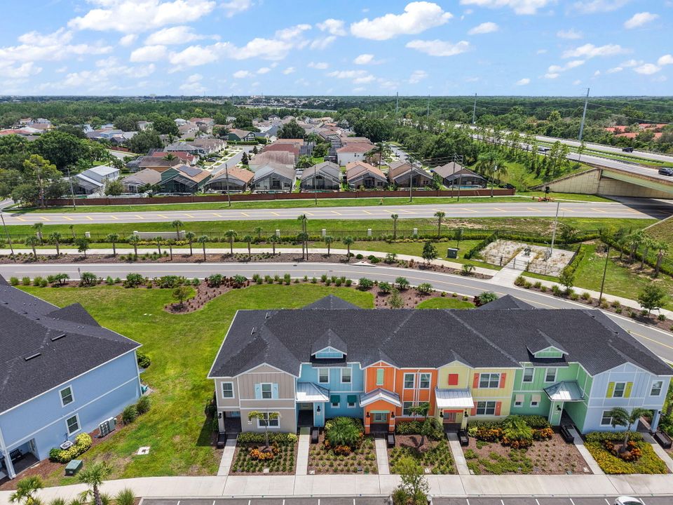 For Sale: $419,900 (2 beds, 2 baths, 1380 Square Feet)