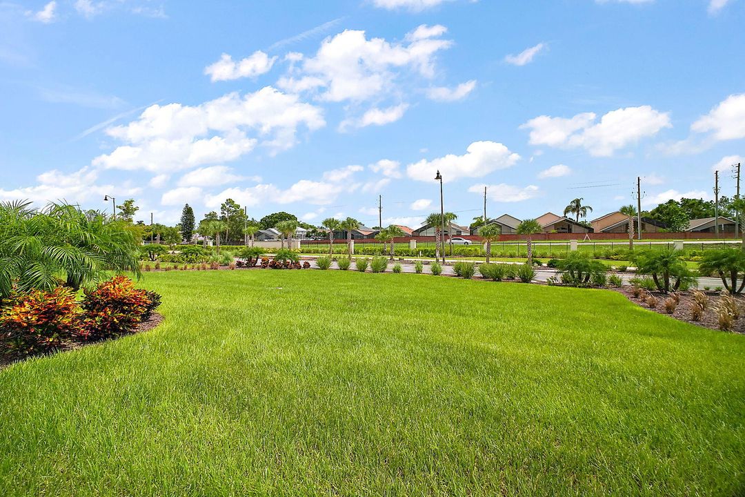 For Sale: $419,900 (2 beds, 2 baths, 1380 Square Feet)