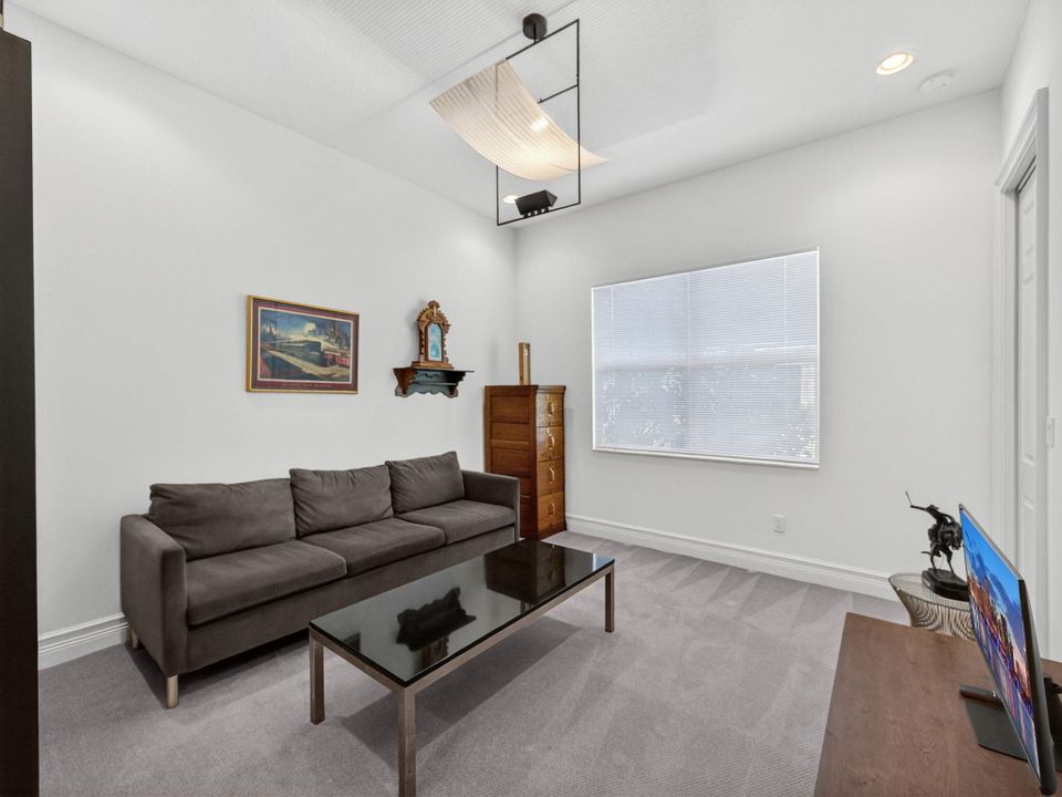 For Sale: $1,899,999 (3 beds, 3 baths, 3060 Square Feet)