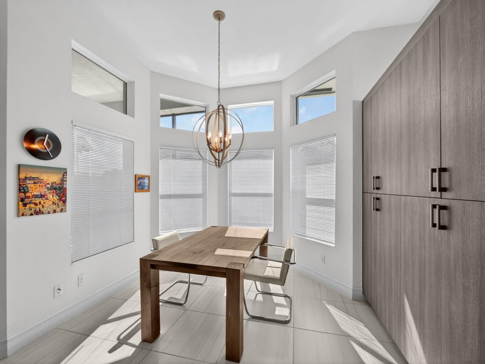 For Sale: $1,899,999 (3 beds, 3 baths, 3060 Square Feet)