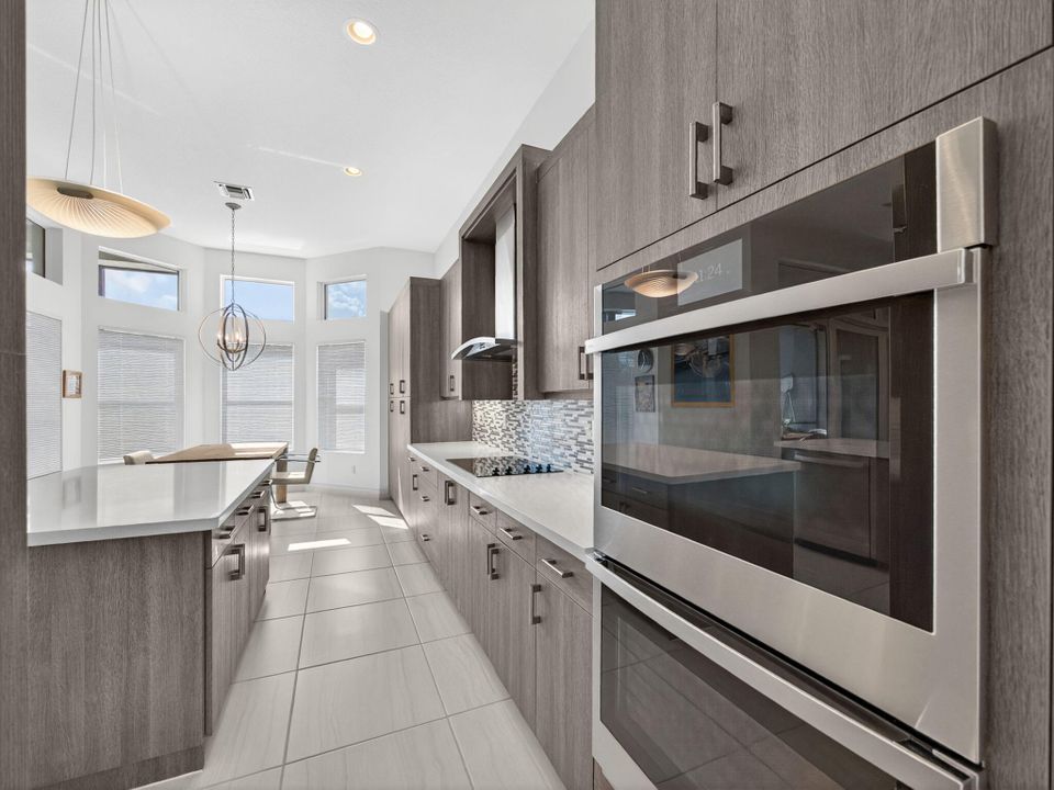 For Sale: $1,899,999 (3 beds, 3 baths, 3060 Square Feet)