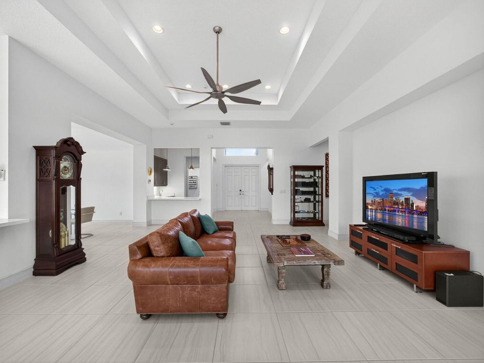 For Sale: $1,899,999 (3 beds, 3 baths, 3060 Square Feet)