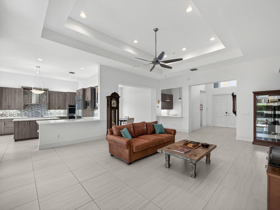 For Sale: $1,899,999 (3 beds, 3 baths, 3060 Square Feet)