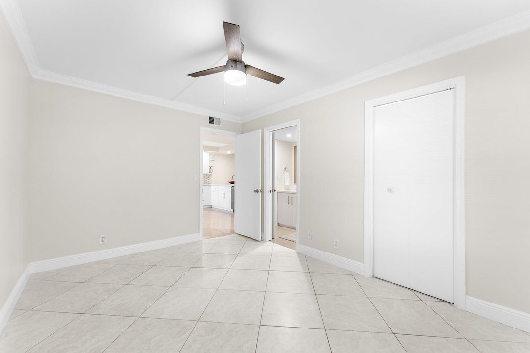 For Rent: $2,400 (2 beds, 2 baths, 1218 Square Feet)